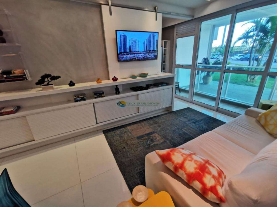 images_617967e037272