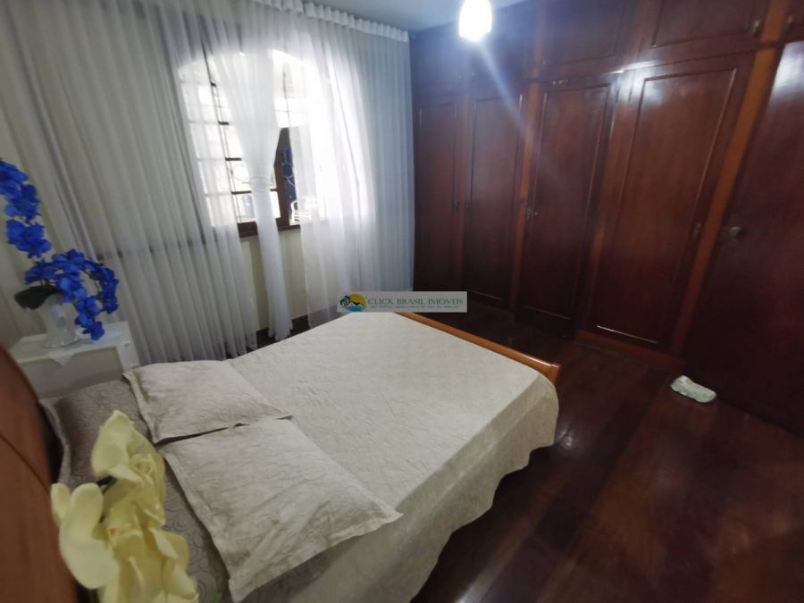 images_639752a7d5dfc