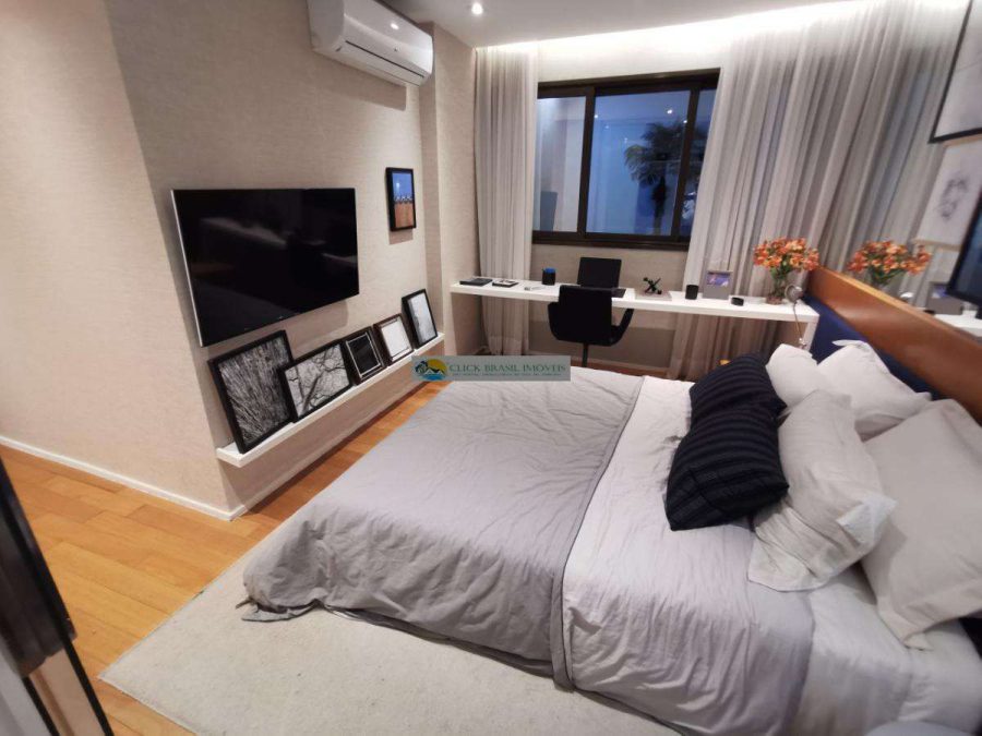 images_61796c676d975