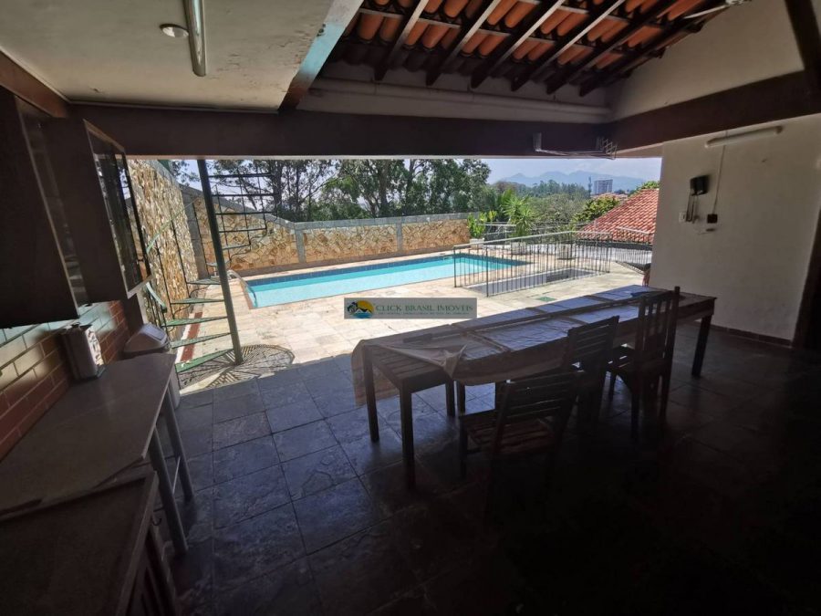 images_639752a53bd2a