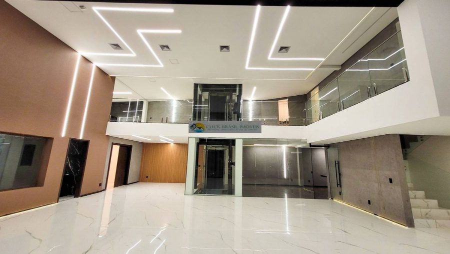 images_65a942f400b15